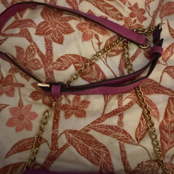 Elegant Pink/Purple Crossbody Bag - Picture 4 of 5